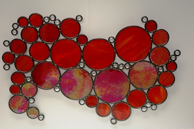 Red bubbles panel